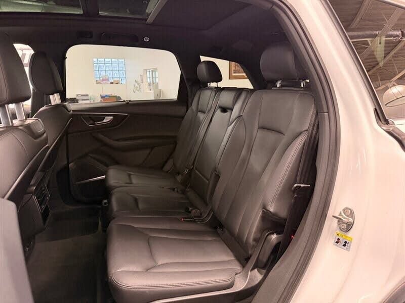 Used 2021 Audi Q7 3.0T Premium Plus w/ Executive Package AWD/4WD image 49