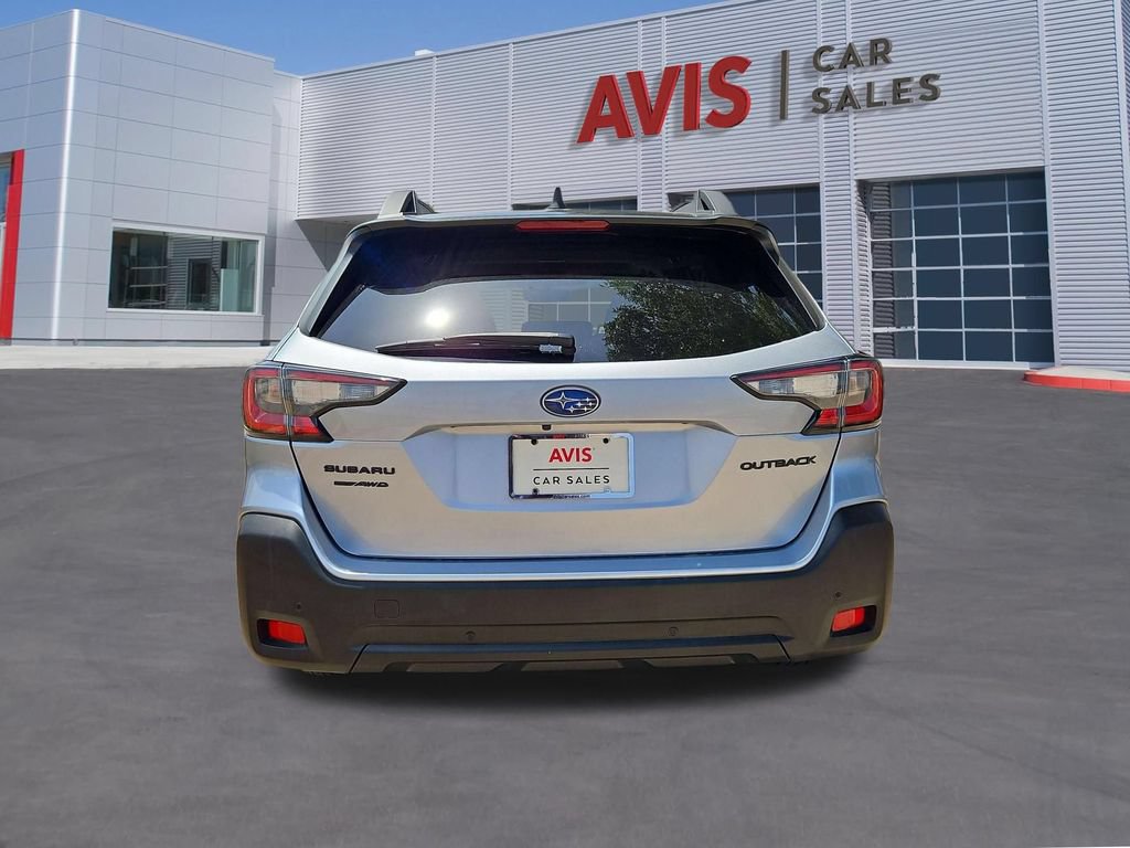Used 2025 Subaru Outback Onyx Edition AWD/4WD image 7