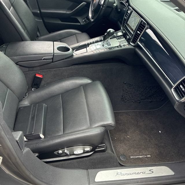 Used 2013 Porsche Panamera S RWD image 14