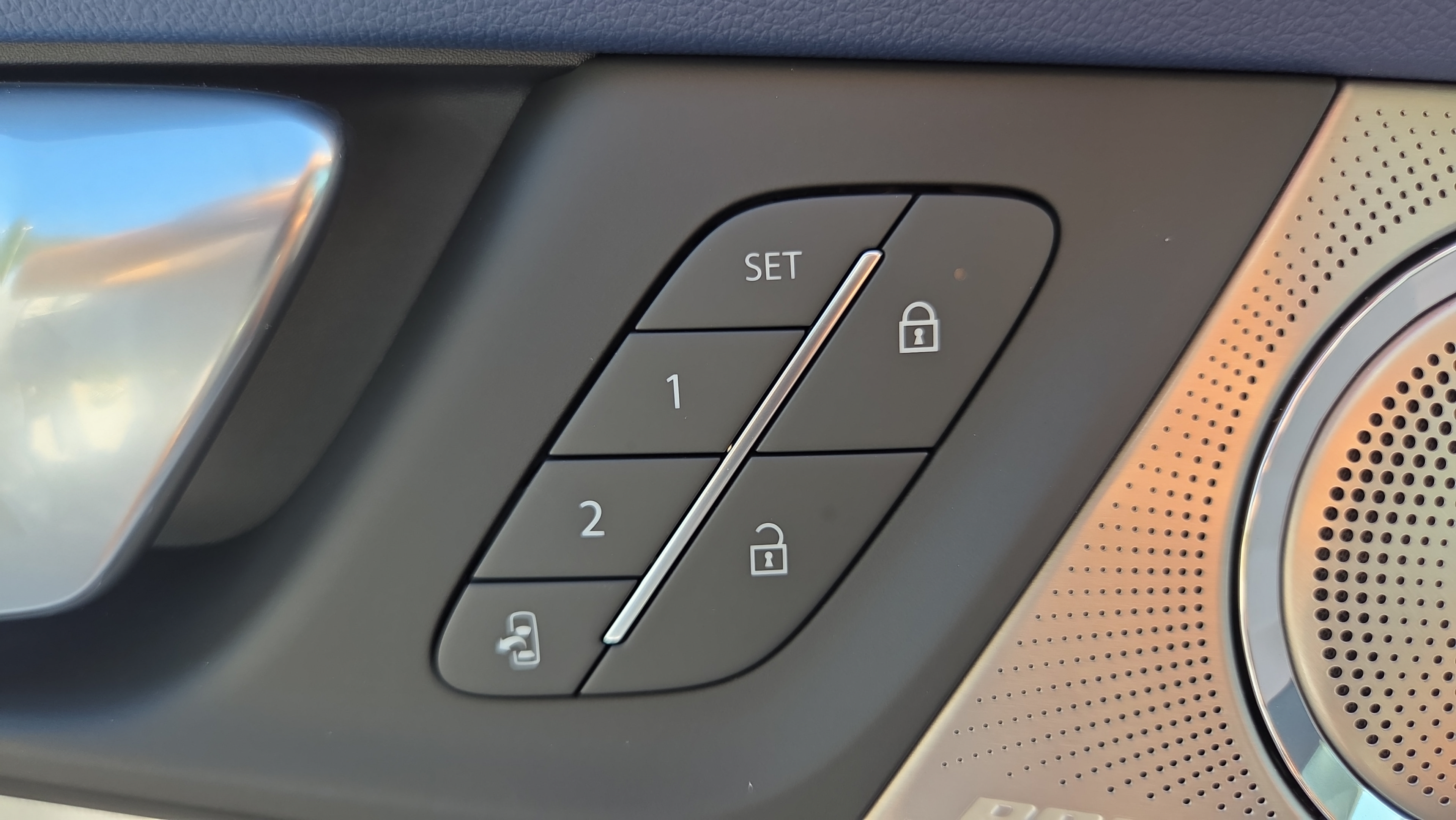 New 2026 Buick Enclave Avenir w/ Super Cruise Package FWD image 29