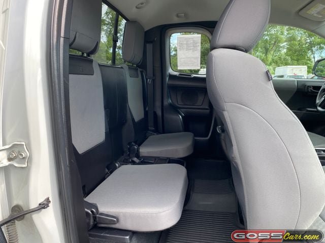 Used 2022 Toyota Tacoma SR w/ SX Package AWD/4WD image 7