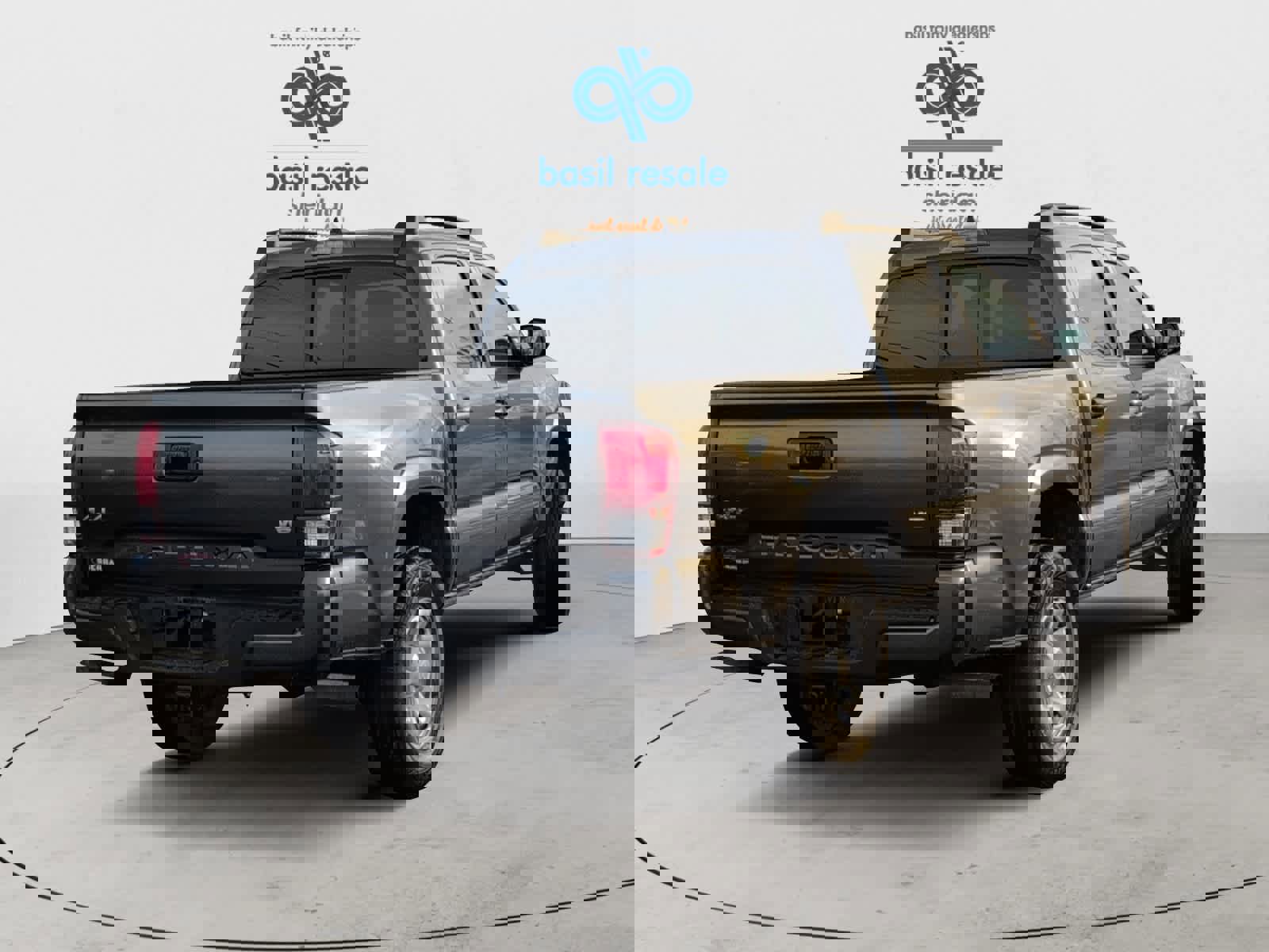 Used 2023 Toyota Tacoma SR image 6