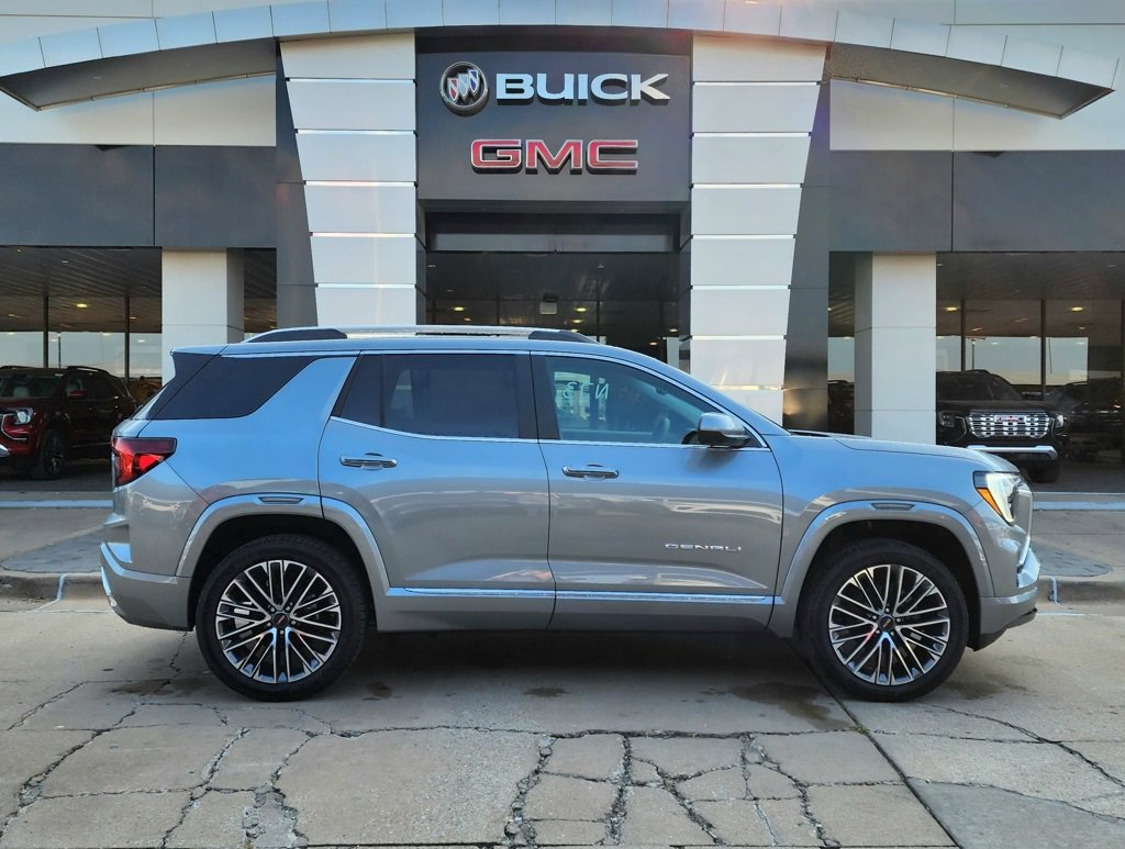 New 2026 GMC Terrain Denali image 3