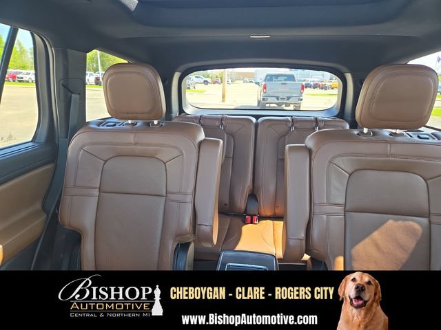 Used 2023 Lincoln Aviator Reserve w/ Equipment Group 201A AWD/4WD image 16