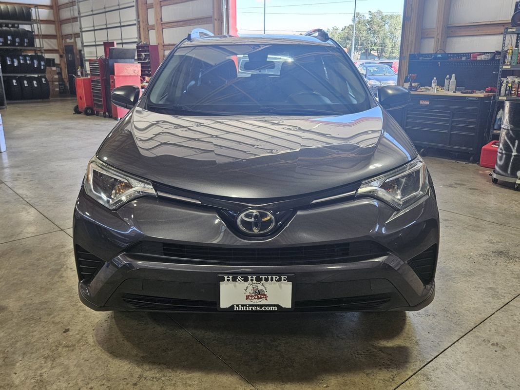 Used 2018 Toyota RAV4 LE w/ All Weather Liner Package AWD/4WD image 11