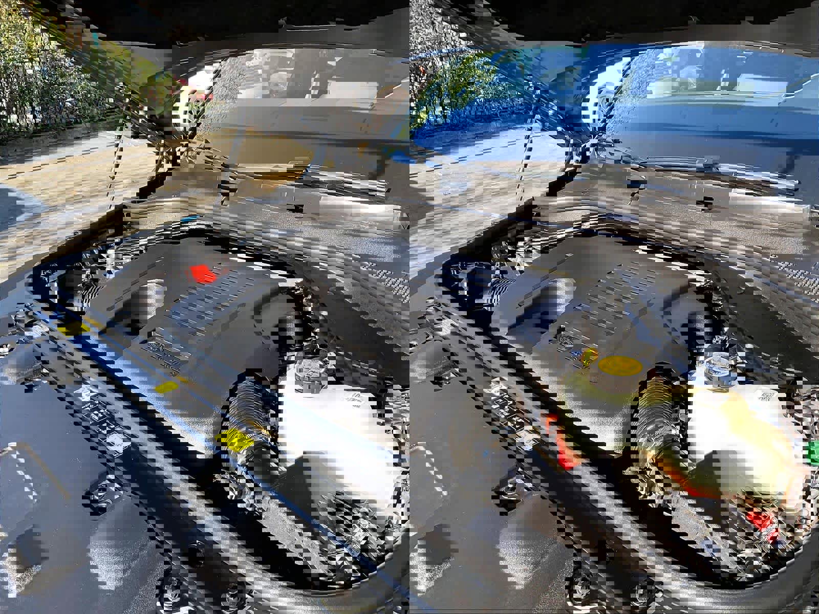 Used 2025 Land Rover Range Rover Sport S image 33