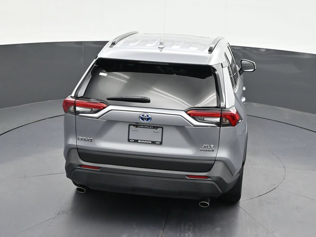 Used 2024 Toyota RAV4 XLE Premium w/ Weather Package AWD/4WD image 20