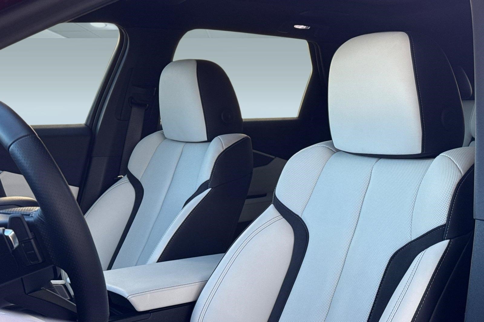 Used 2024 Acura ZDX A-Spec RWD image 28