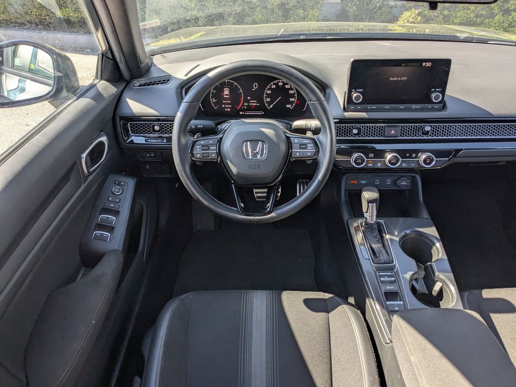 Used 2025 Honda Civic Sport image 14