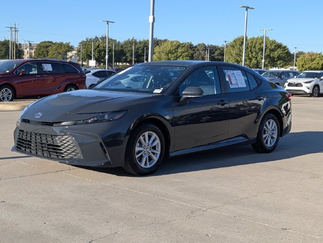 Used 2026 Toyota Camry LE FWD image 10
