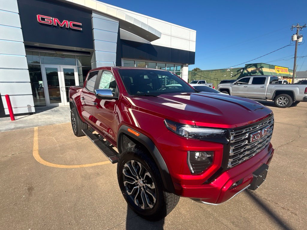 New 2026 GMC Canyon Denali AWD/4WD image 3
