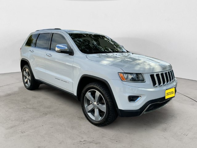 Used 2015 Jeep Grand Cherokee Limited w/ Trailer Tow Group IV AWD/4WD image 3
