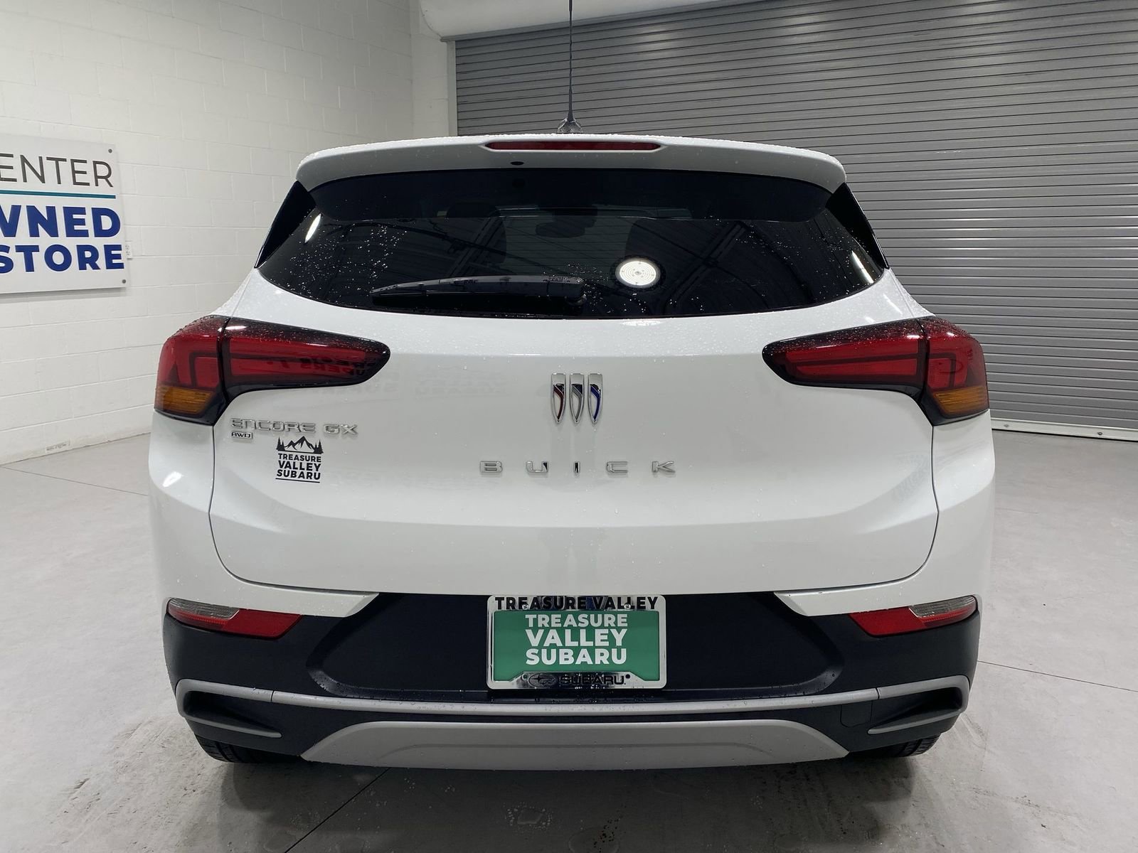 Used 2025 Buick Encore GX Preferred AWD/4WD image 7