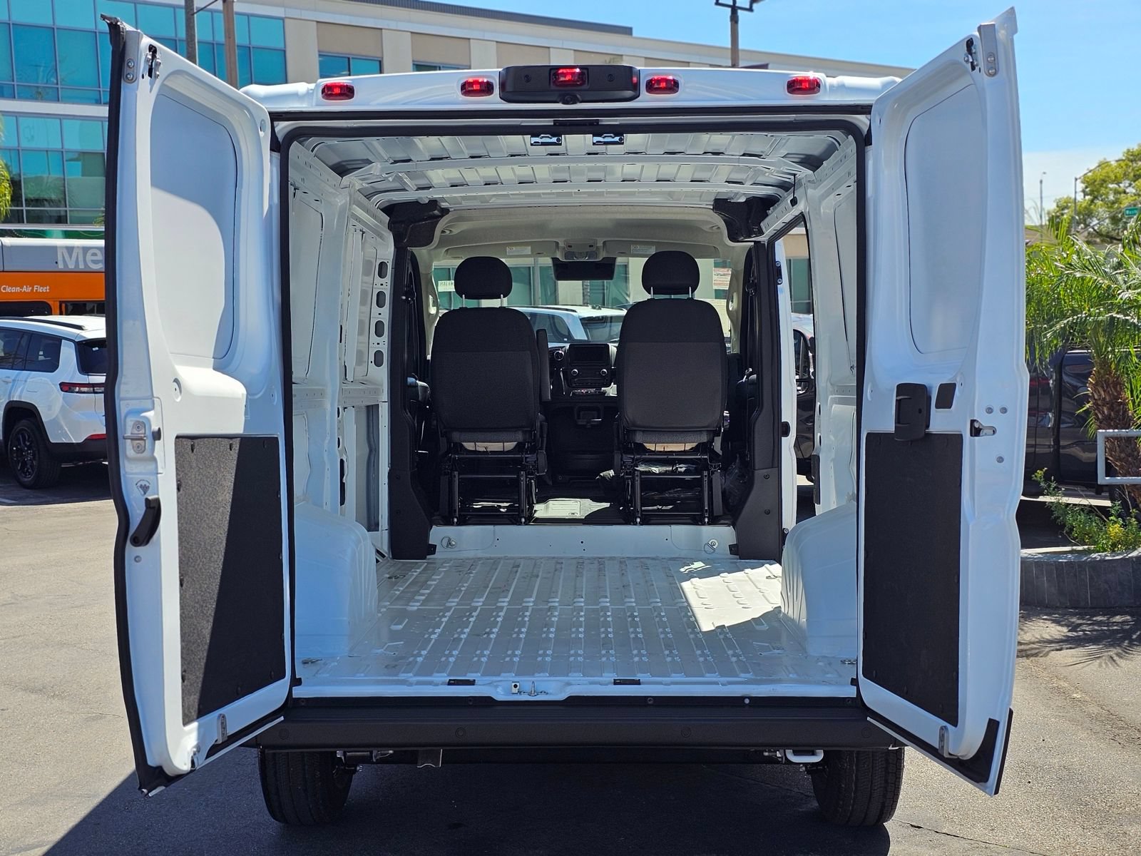 New 2026 RAM ProMaster 2500 FWD image 7