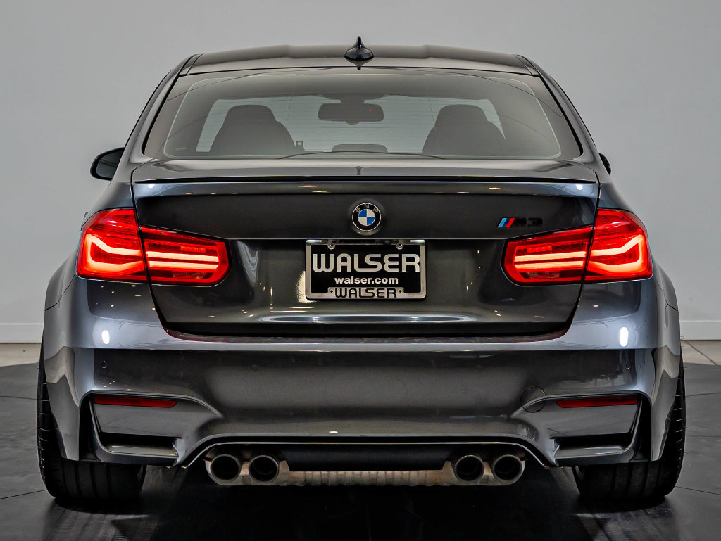 Used 2018 BMW M3 RWD image 6