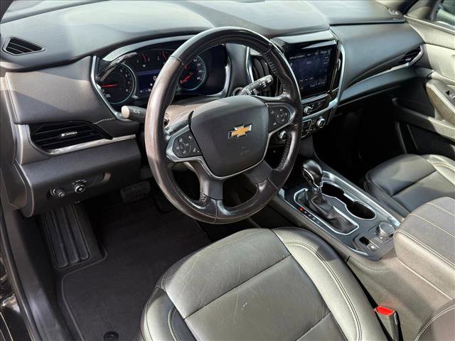 Used 2022 Chevrolet Traverse LT image 9