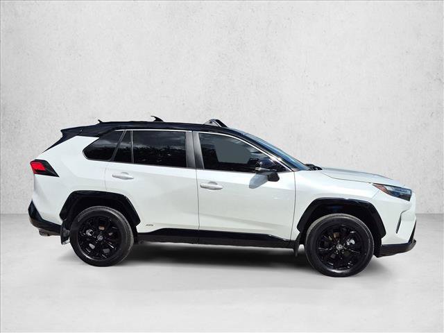Used 2024 Toyota RAV4 XSE AWD/4WD image 4