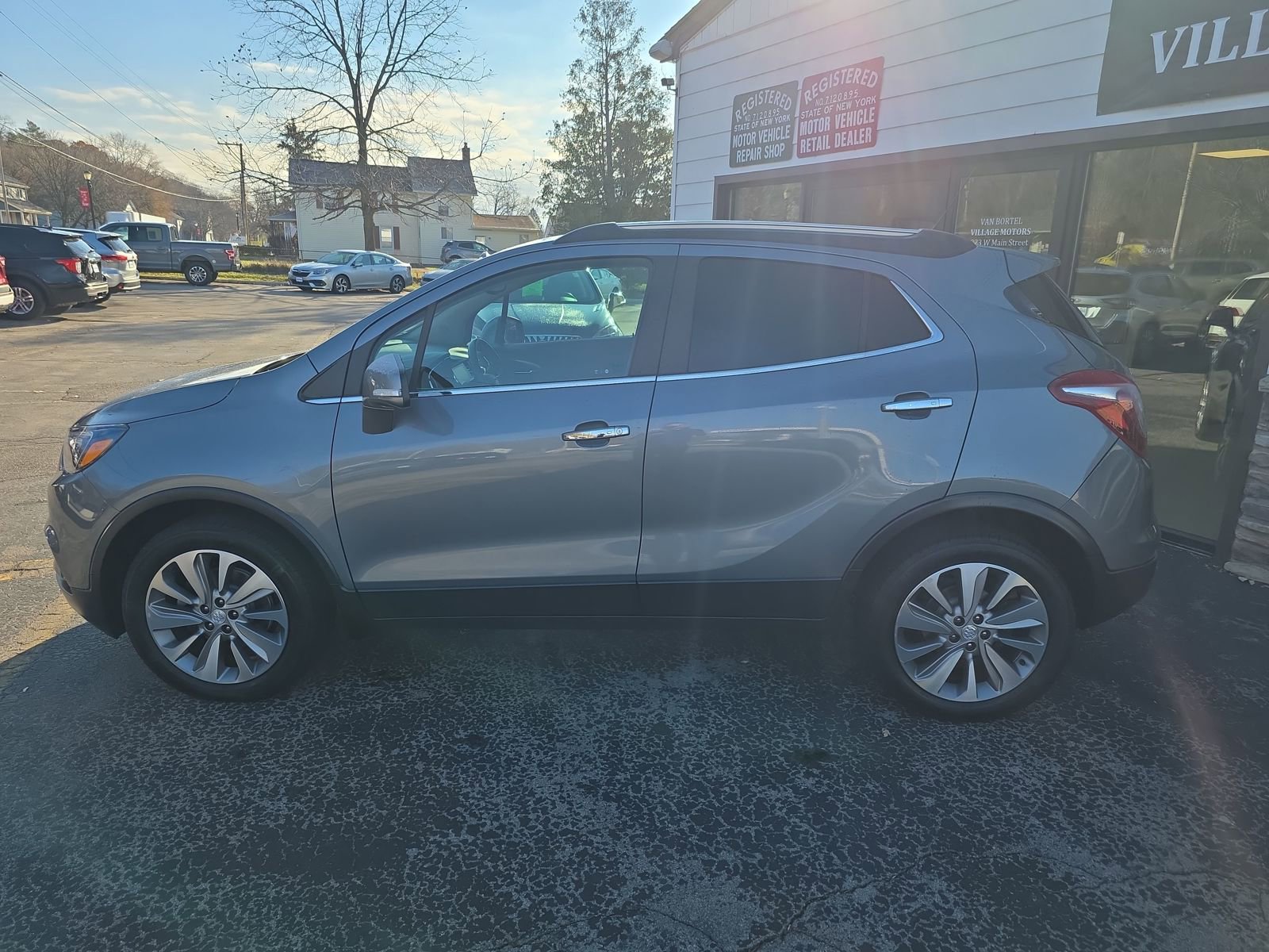 Used 2019 Buick Encore Preferred image 8