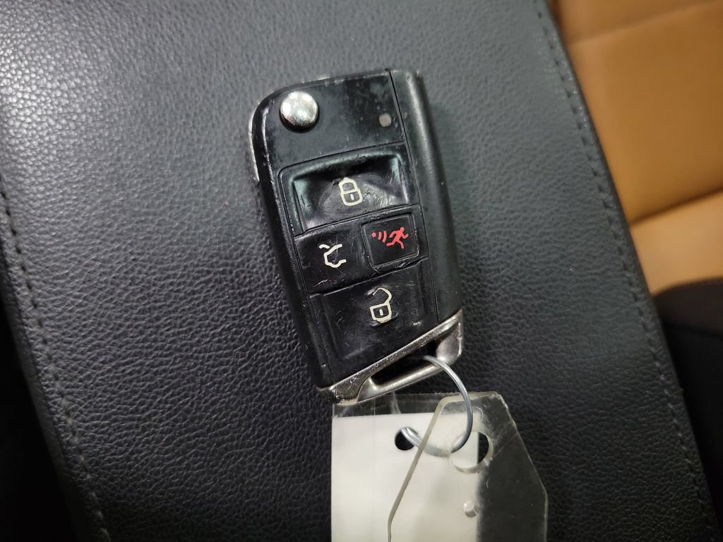 Used 2019 Volkswagen Tiguan SE w/ Panoramic Sunroof Package AWD/4WD image 20