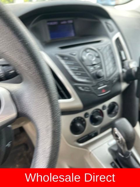 Used 2013 Ford Focus SE image 2