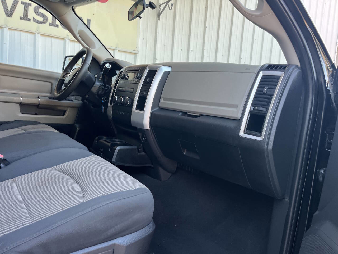 Used 2012 RAM 1500 Classic SLT image 11