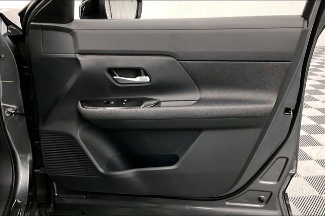 New 2026 Nissan Kicks SV image 31