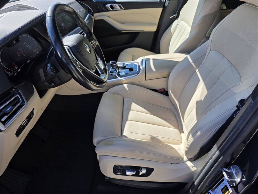 Certified 2022 BMW X5 xDrive40i image 9