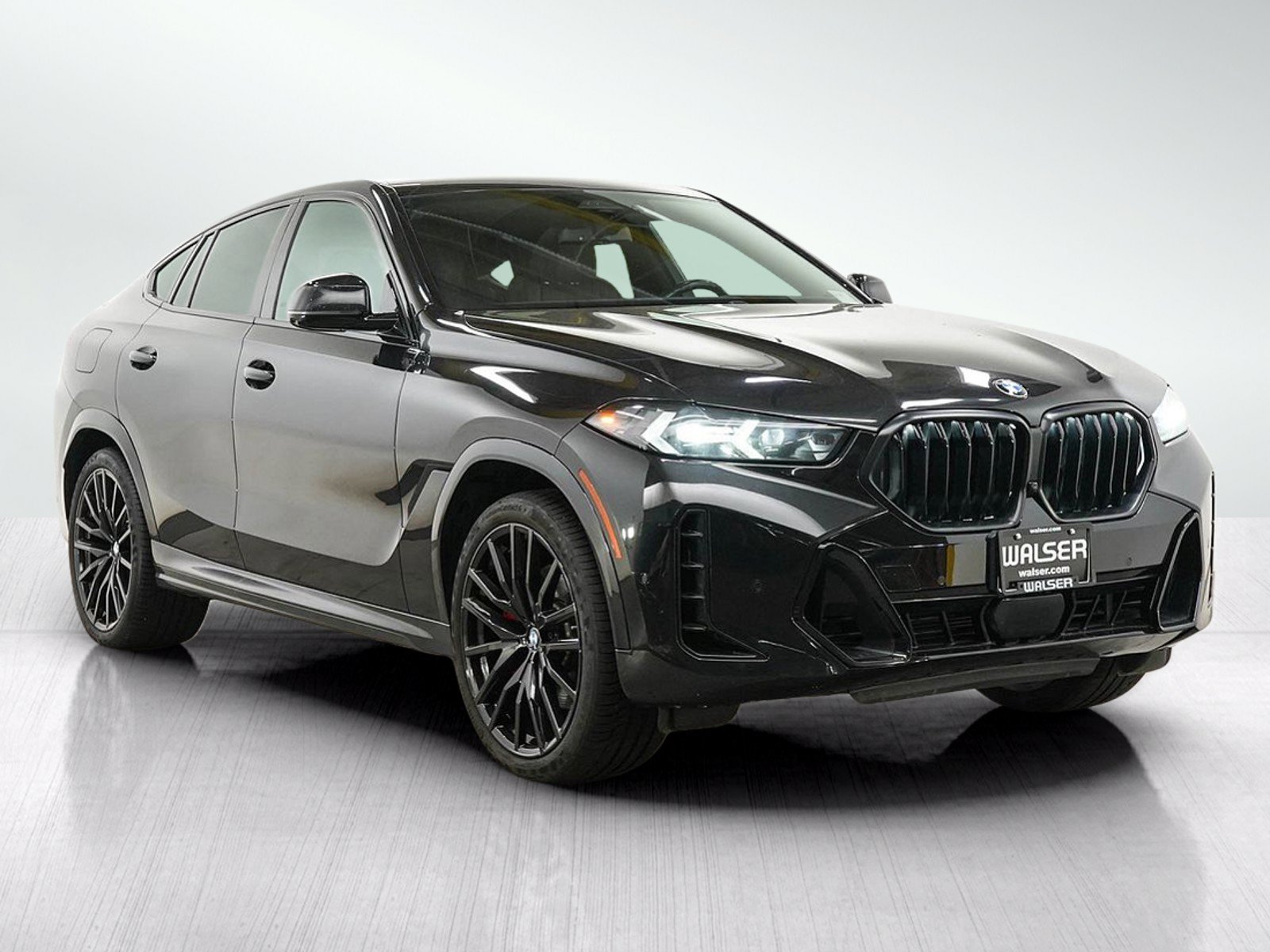 Used 2024 BMW X6 xDrive40i AWD/4WD image 7
