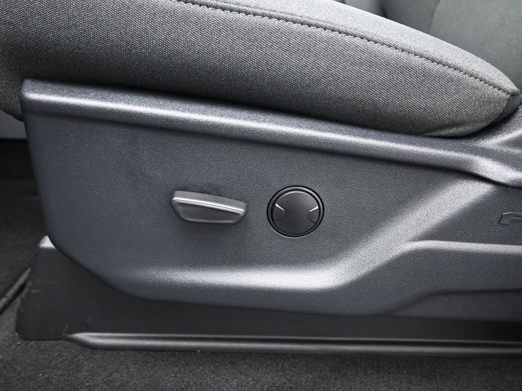 New 2025 Ford F150 Lightning XLT image 12