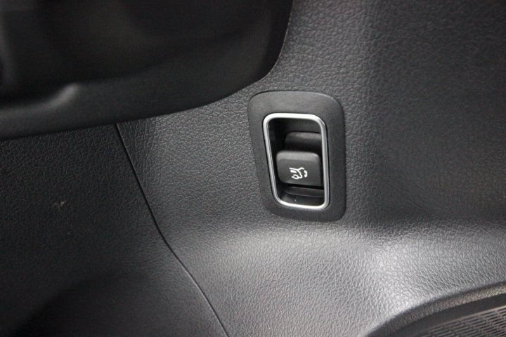 Used 2022 Mercedes-Benz GLA 250 4MATIC image 14