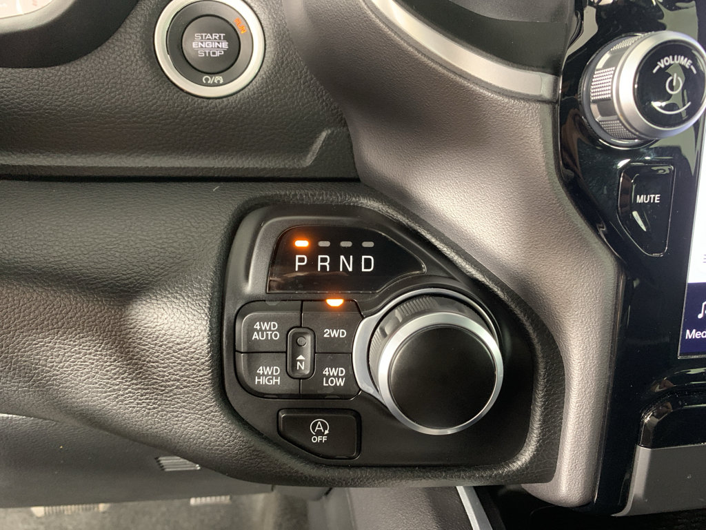 Used 2023 RAM 1500 Big Horn AWD/4WD image 23