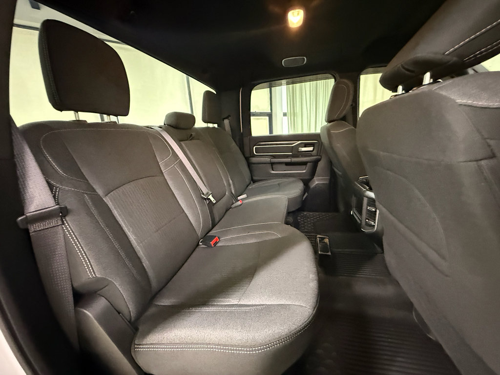 Used 2020 RAM 2500 Big Horn w/ Night Edition AWD/4WD image 21