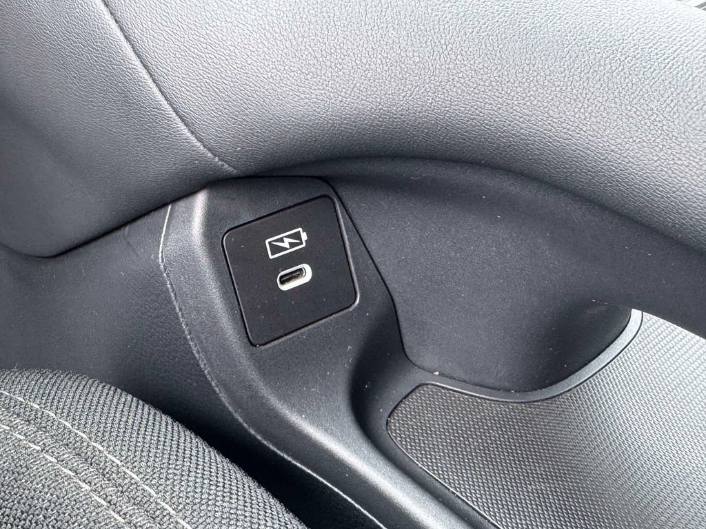 Certified 2026 Honda HR-V LX image 29