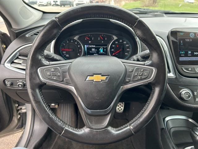 Used 2017 Chevrolet Malibu LT image 16