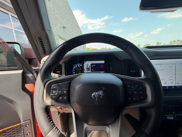 Used 2023 Ford Bronco Badlands w/ Sasquatch Package AWD/4WD image 44