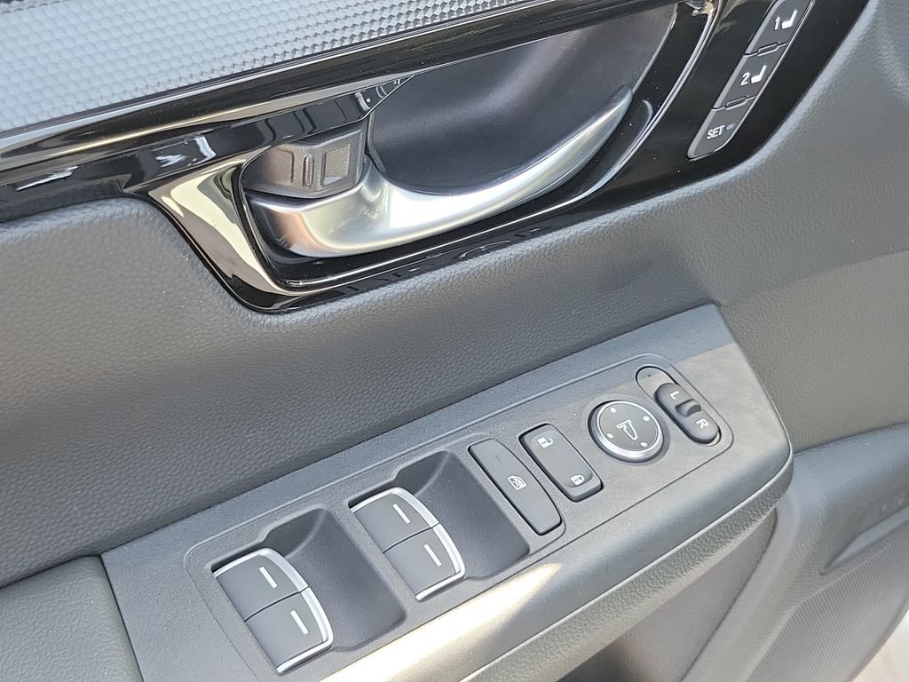 Certified 2025 Honda CR-V EX-L image 22