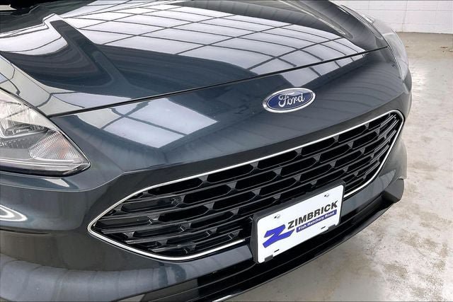Used 2022 Ford Escape SE w/ SE Sport Appearance Package AWD/4WD image 31
