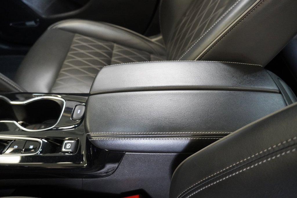 Used 2023 Buick Envision Avenir image 25