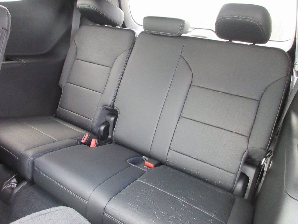 New 2026 Buick Enclave Sport Touring w/ Super Cruise Package image 15