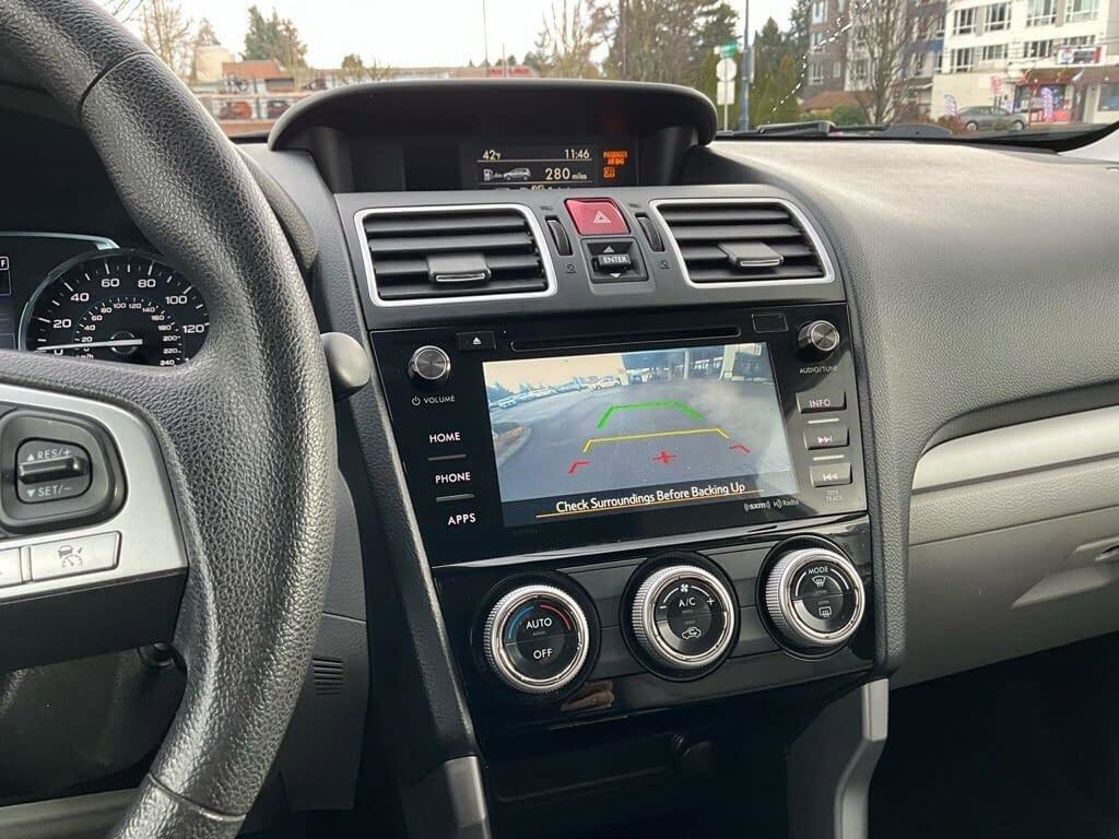 Used 2018 Subaru Forester 2.5i Premium image 17