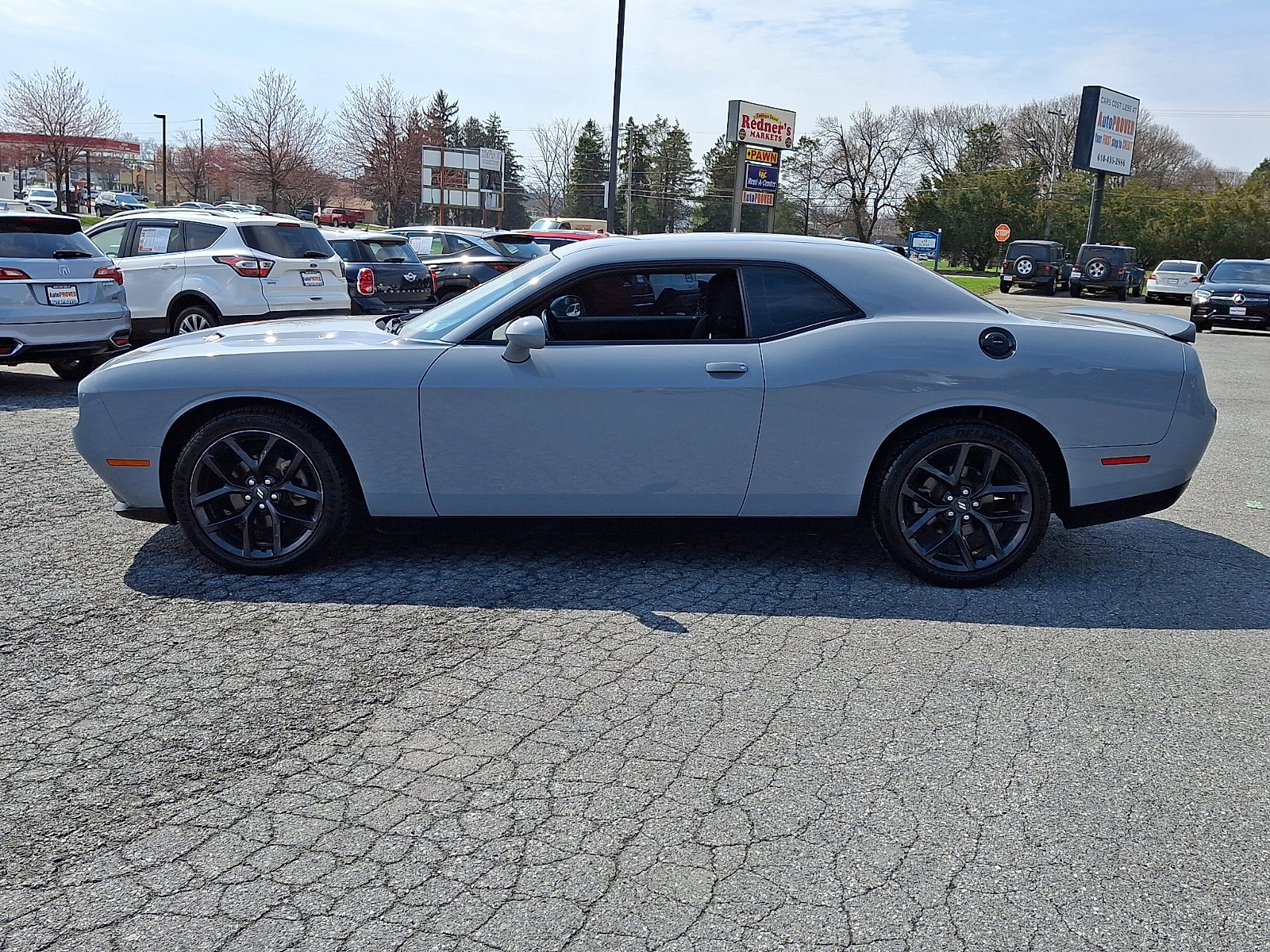 Used 2021 Dodge Challenger SXT w/ Blacktop Package image 4