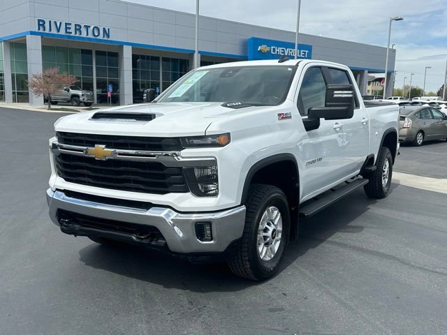 Used 2024 Chevrolet Silverado 2500 LT w/ Convenience Package image 29