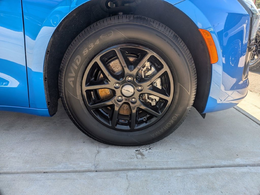 New 2027 Chrysler Pacifica Select FWD image 10