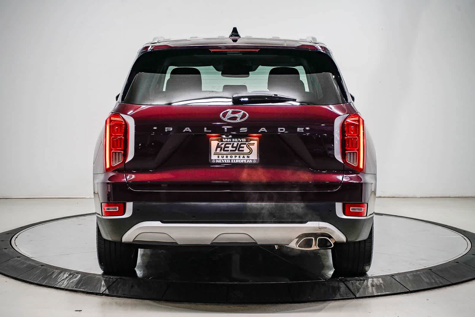 Used 2022 Hyundai Palisade SEL w/ 8P Bench Seat Package FWD image 3
