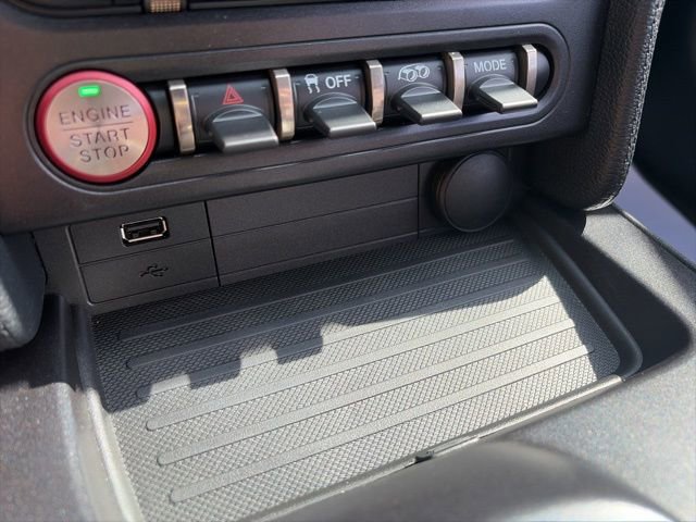 Used 2022 Ford Mustang Shelby GT500 w/ Technology Package RWD image 26