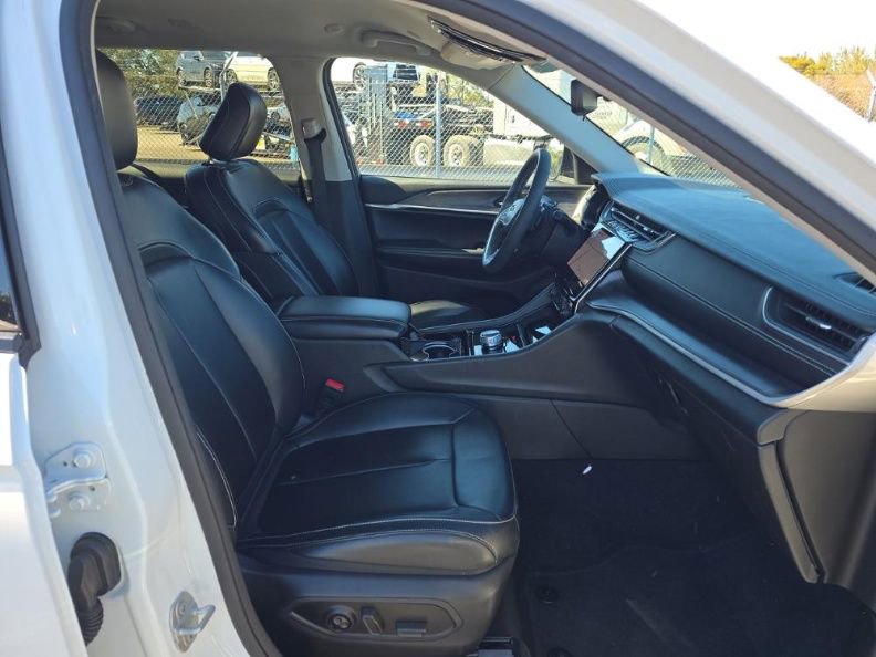 Used 2025 RAM 1500 Big Horn image 11