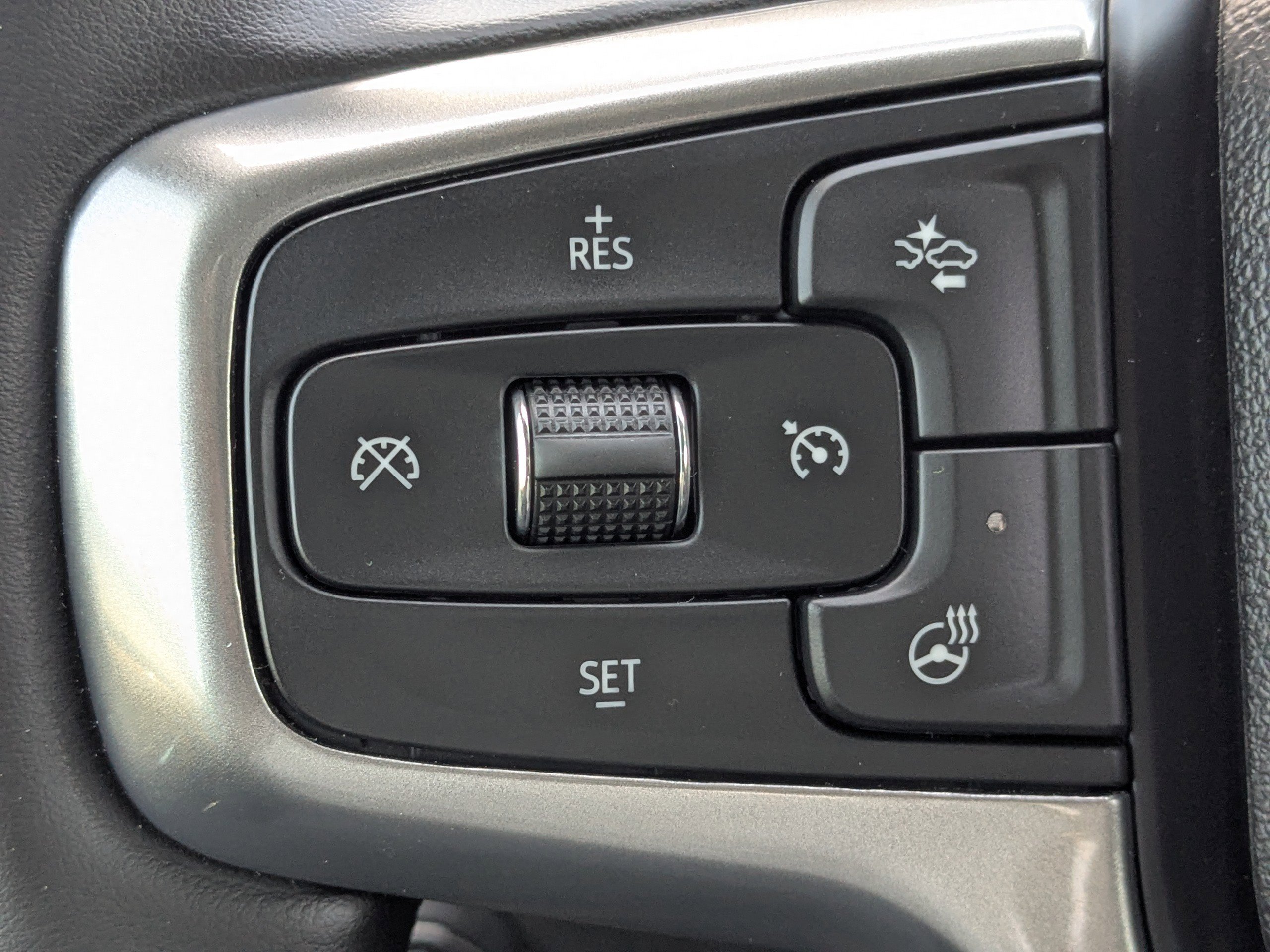 Used 2025 Chevrolet Silverado 1500 RST w/ Convenience Package II image 28