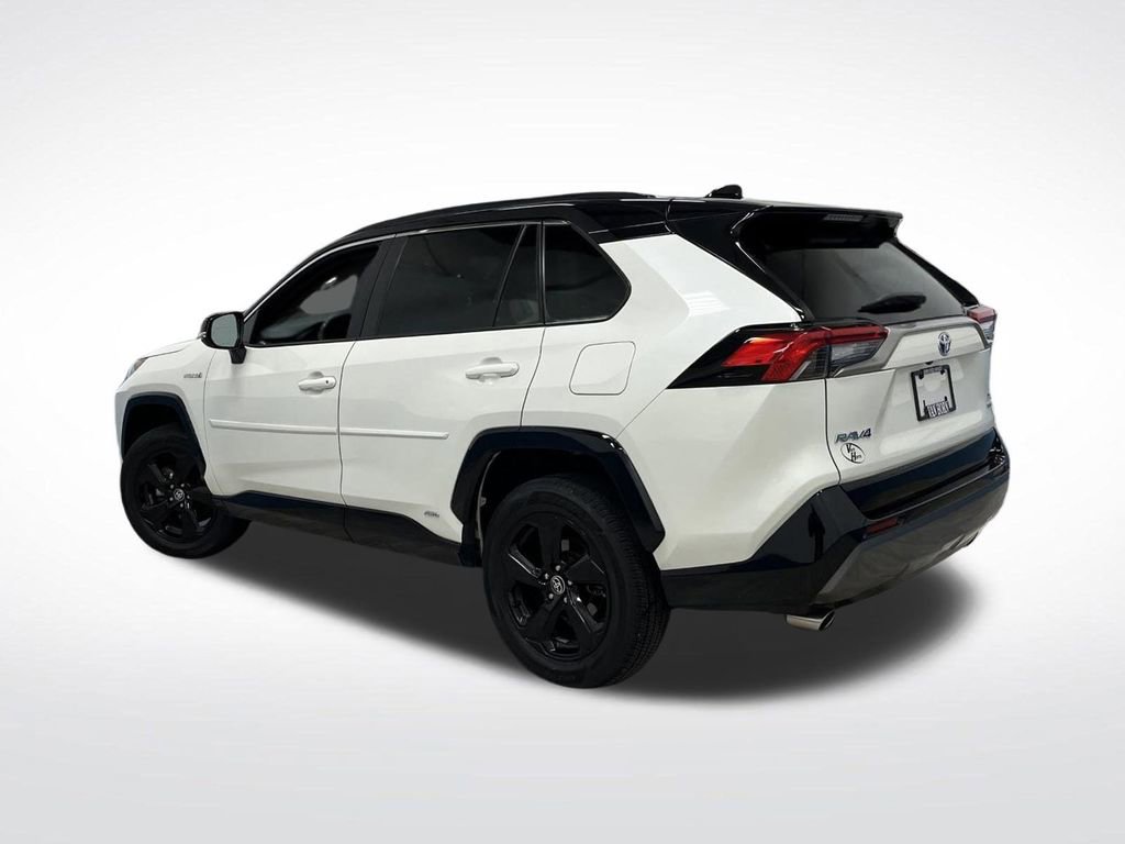 Used 2021 Toyota RAV4 XSE image 3