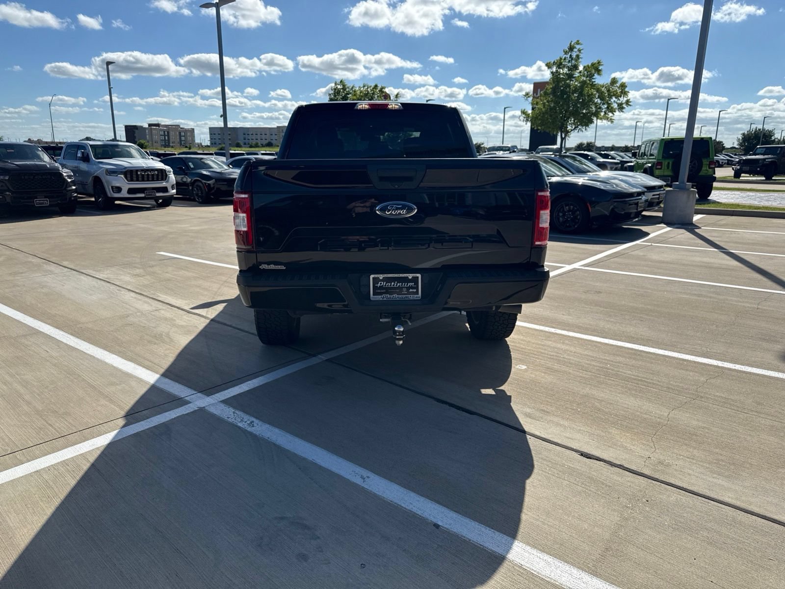 Used 2018 Ford F150 XL w/ Equipment Group 101A Mid AWD/4WD image 4