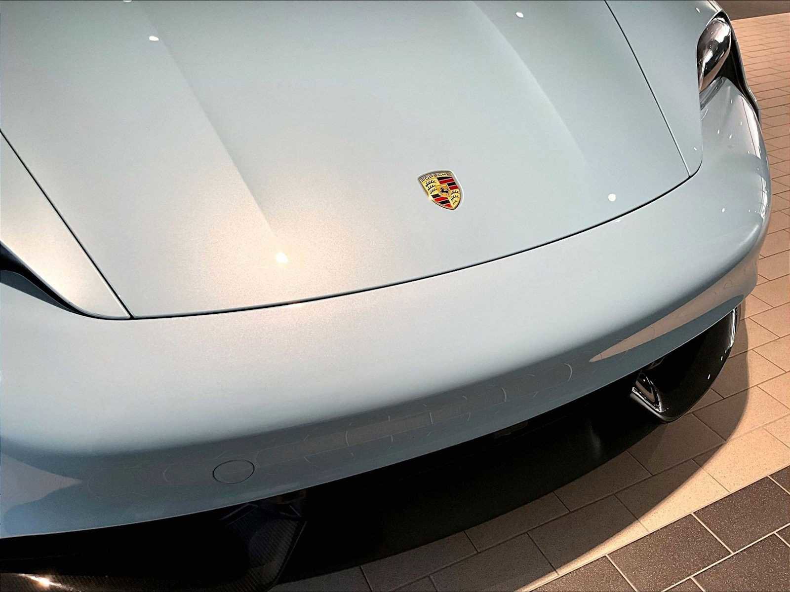 Used 2024 Porsche Taycan Turbo image 33